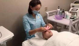 美容院的特殊在线观看